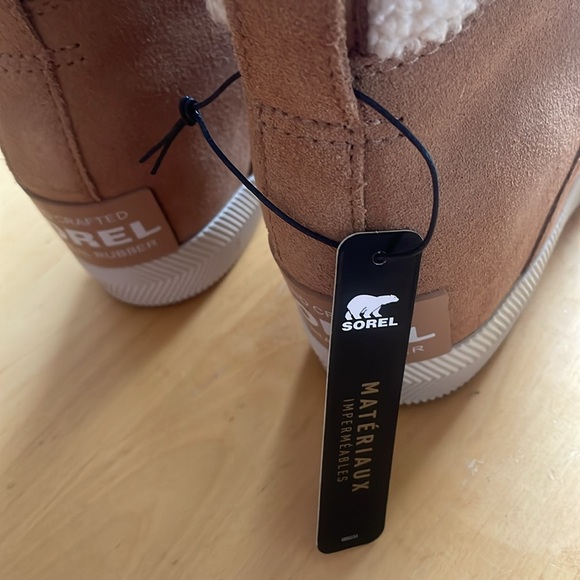 Sorel Out N About Cozy Faux Shearling, Size 7-NEW - Picture 7 of 8